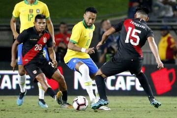 Brazil's Neymar in action against Peru.