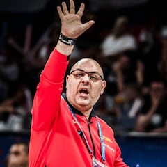 Mondelo: "Objetivo, cumplido: sacamos de registo a las rusas"