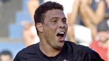 Ronaldo le dio el primer susto a los hinchas del Corinthians
