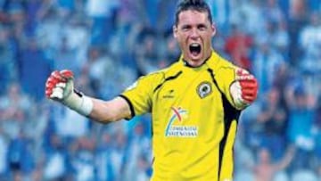 <b>EL MENOS GOLEADO. </b>Juan Calatayud ya es el portero menos goleado de Primera, Segunda y Segunda B.