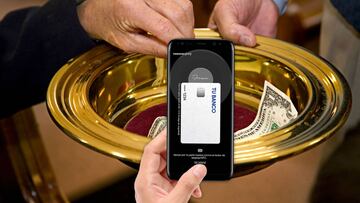 La Iglesia se moderniza y ya acepta donaciones por Apple Pay y Google Play