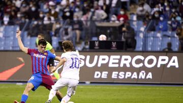 12/01/22 PREVIA SUPERCOPA ESPAÑA 2022
RIAD ARABIA SAUDI SEMIFNAL CLASICO
BARCELONA - REAL MADRID
PEDRI MODRIC
Semifinal de la Supercopa de España entre FC Barcelona y Real Madrid
RFEF/ SOLO USO EDITORIAL/ SOLO DISPONIBLE PARA ILUSTRAR LA NOTICIA QUE LO ACOMPAÑA/ CREDITO OBLIGATORIO.
Foto RFEF