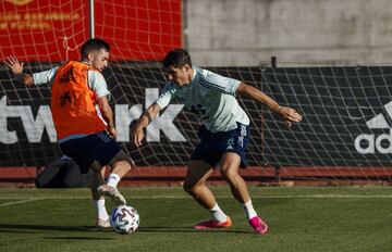 Pablo Sarabia y Álvaro Morata.