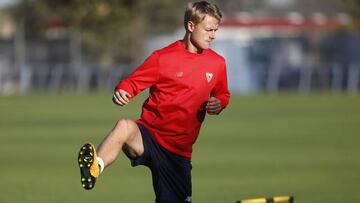 Kjaer, durante un entrenamiento. 