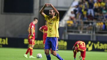 Fali, del C&aacute;diz, celebra su gol ante Las Palmas.