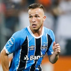 André Cury ya está en Brasil para cerrar el fichaje de Arthur