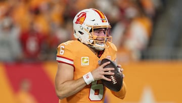 Follow all the NFL action as it happens, as the Carolina Panthers host the Tampa Bay Buccaneers today, Sunday December 21, at Bank of America Stadium.