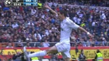 Di María se lesionó en esta acción al intentar salvar un balón que se perdía por la banda.