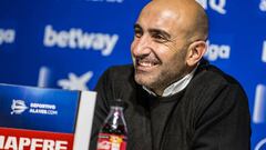 Abelardo, entrenador del Alav&eacute;s