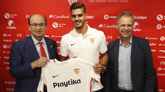 André Silva, regreso agridulce al Pizjuán