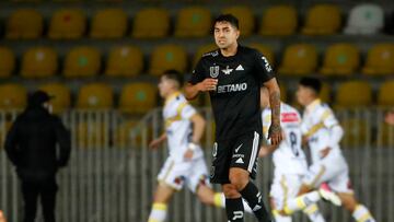 Futbol, Coquimbo Unido vs Universidad de Chile.
Novena fecha, campeonato Nacional 2022.
El jugador de Universidad de Chile Jeisson Vargas lamenta lamenta la derrota contra Coquimbo Unido tras el partido de primera division realizado en el estadio Francisco Sanchez Rumoroso de Coquimbo, Chile.
09/04/2022
Andres Pina/Photosport
Football, Coquimbo Unido vs Universidad de Chile.
9th turn, 2022 National Championship.
Universidad de Chile's player Jeisson Vargas reacts after losing against Coquimbo Unido the first divsion match held at the Francisco Sanchez Rumoroso stadium in Coquimbo, Chile.
09/04/2022
Andres Pina/Photosport