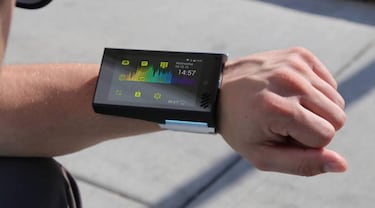 Llega el smartwatch gigante con Rufus Cuff