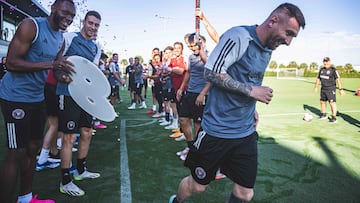 After returning from receiving a record eighth Ballon d’Or award, Lionel Messi was given a hero’s welcome by his club as all of them signed a number 8.