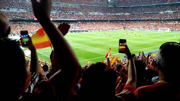 ¡Los pelos de punta! Increíble ovación del Bernabéu a Villa