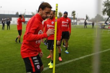 Pinilla, Pulgar, Roco y Fernández ya entrenan con la Roja