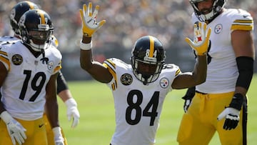 CHICAGO, IL - SEPTEMBER 24: Antonio Brown #84 of the Pittsburgh Steelers celebrates after scoring against the Chicago Bears in the second quarter at Soldier Field on September 24, 2017 in Chicago, Illinois.   Jonathan Daniel/Getty Images/AFP
 == FOR NEWSP