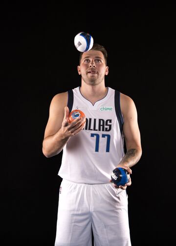 Luka Doncic de los Dallas Mavericks.