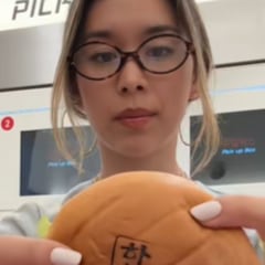 Visita un restaurante “tipo McDonald’s” en Corea del Sur y se teletransporta al año 2050: “Esto parece una nave espacial”