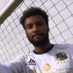 Everton sorprende y ficha a portero del fútbol inglés