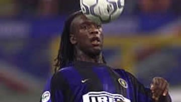 <b>AL ETERNO RIVAL</b>. El holandés se cambia de equipo pero sigue en la misma ciudad.