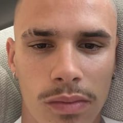 Romeo Beckham le copia a su padre uno de sus ‘looks’ más icónicos