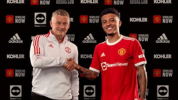 With the possible additions of Varane and Saúl Níguez, Manchester United could put together a starting 11 valued at more than 600 million euros.