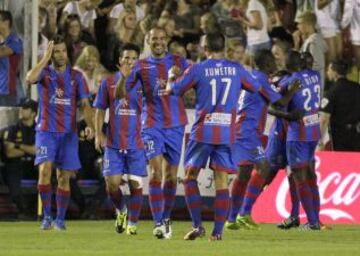Levante-Real Madrid. 2-1. El Zhar celebra el segunto tanto.