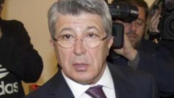 Cerezo: "Simeone acabará siendo técnico del Atlético"