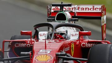 Vettel rueda en el Ferrari con el 'Halo'.