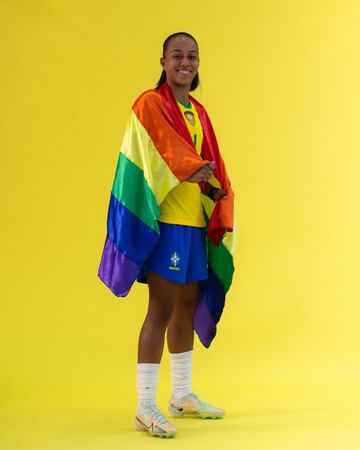 La Selección Brasileña Femenina, que actualmente disputa la Copa América, reitera su apoyo a la causa LGBTQIAP+, buscando reforzar la lucha contra los prejuicios y la violencia por orientación sexual o identidad de género.