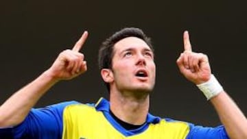 <b>UN SEGURO. </b>Andrea Mantovani celebra un gol con la camiseta del Chievo.