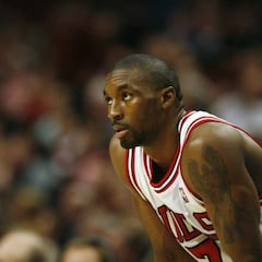 What do we know about former Bulls player Ben Gordon hitting his 10-year-old son?