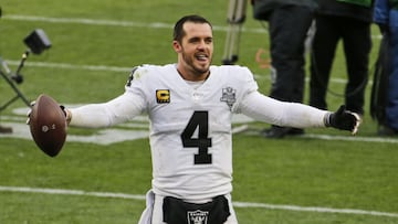 Carr vive una campaña calibre Pro Bowl. Es quinto en la NFL con 69.8% de efectividad y rating de 110 puntos; suma 2,002 yardas, 16 pases de touchdown y solo dos intercepciones.