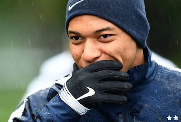 Thinking | France's Kylian Mbappe at training session in Clairefontaine.