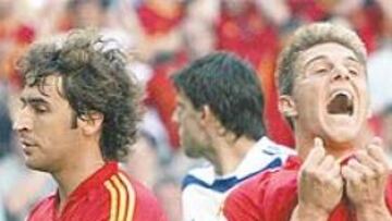 <b>PASAMOS SI EMPATAMOS O GANAMOS A PORTUGAL</b>. España estará clasificada para cuartos de final si gana o empata con Portugal en Lisboa. En caso de perder, sólo pasaremos si Grecia cae ante Rusia y el golaverage nos favorece.