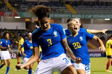 La Selección Colombia perdió 1-0 ante Brasil en cuartos de final y quedó eliminada del Mundial Femenino Sub 20. La Canarinha, a semis.