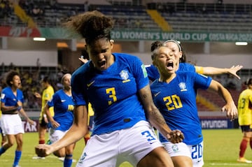 La Selección Colombia perdió 1-0 ante Brasil en cuartos de final y quedó eliminada del Mundial Femenino Sub 20. La Canarinha, a semis.