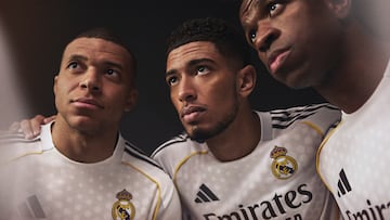 06/06/25
PRESENTACION NUEVA EQUIPACION CAMISETA
REAL MADRID
TEMPORADA 2025 2026 25-26
JUDE BELLINGHAM VINICIUS MBAPPE