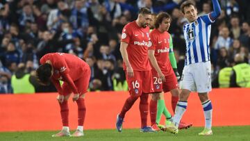 Los futbolistas del Atl&eacute;tico, decepcionados.