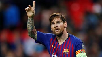 Soccer Football - Champions League - Group Stage - Group B - Tottenham Hotspur v FC Barcelona - Wembley Stadium, London, Britain - October 3, 2018 Barcelona's Lionel Messi celebrates scoring their fourth goal REUTERS/Eddie Keogh