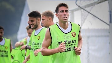 “Manos equivocadas”: Valencia golpea en su adiós a Salernitana para llegar a la UC