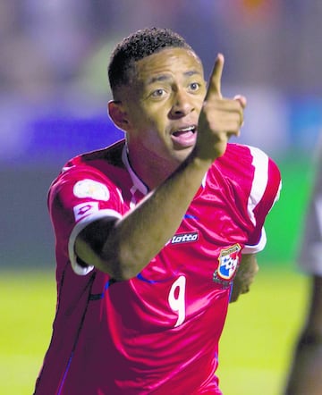 Gabriel juega como centro delantero. En su momento fue considerado una joyita de Panamá, por lo que hizo pruebas con el Manchester United. Actualmente milita en el Huachipato de la Primera División de Chile y con selección registra 15 goles en 70 partidos.