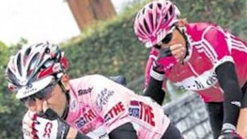 <b>ALGO HUELE MAL. </b>Basso y Ullrich han trabajado con Fuentes.