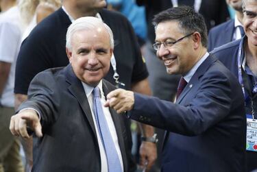 Barcelona president tells PSG to pay release clause for Neymar