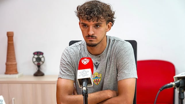 Gui Guedes, la revelación silenciosa que da alas al Almería