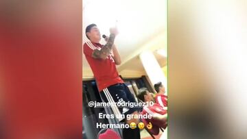 El 'bautizo' a James en Bayern: la música no es lo suyo...