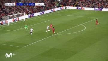 La Champions que se ha marcado es de locos y este gol en Anfield le encumbra con el PSG detr¨¢s