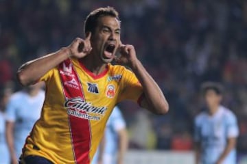 El delantero que fue campeón de goleo con Toluca es otro de los goleadores que no podrás ver en el Apertura 2016, pues el atacante partió hacia Cerro Porteño.