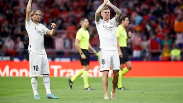 Modric y Kroos, tras un derbi en el Metropolitano.