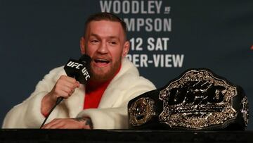 Conor McGregor en una rueda de prensa de la UFC.